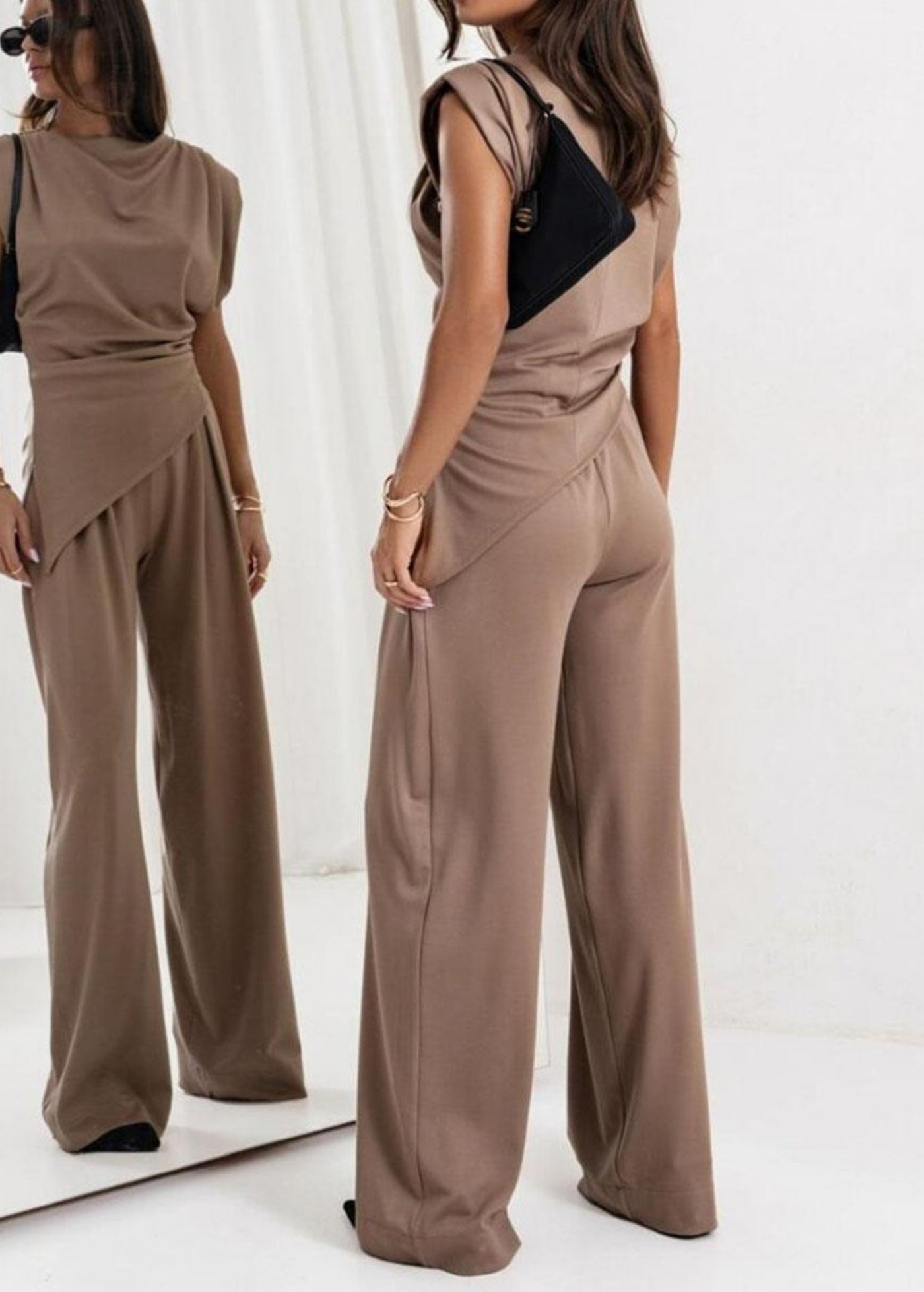 Claire - Women’s Two-Piece Sleeveless Lounge Set – Casual & Comfortable