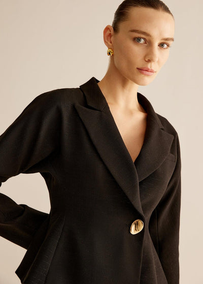 Paris | Fitted Blazer with Notched Lapels & Shiny Gold Buttons